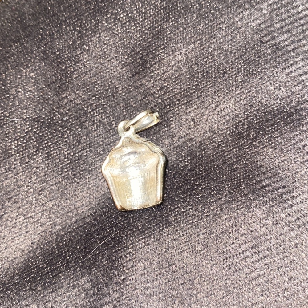 🛍️Bundle of two Disney charms! - Picture 6 of 6
